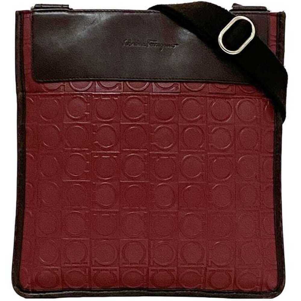 Salvatore Ferragamo Shoulder Bag Bordeaux Red Brown Gancini Crossbody Sacoche